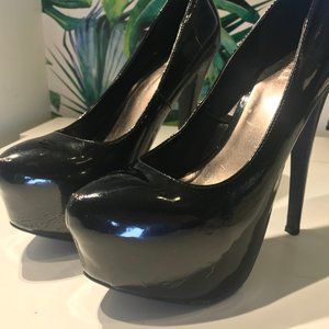 Forever 21 sex shop type platform shoes - size 7